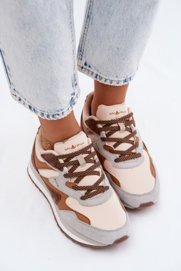 Baskets brunes pour femmes en daim McArthur MA253IN