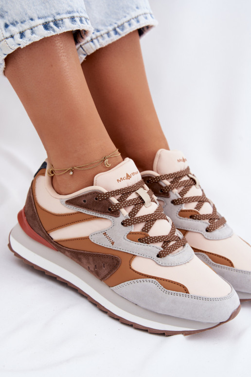 Chaussures modèle baskets Féminin en daim McArthur MA253DANS marron