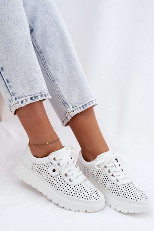 Witte geperforeerde leren schoenen voor dames Vinceza 79629