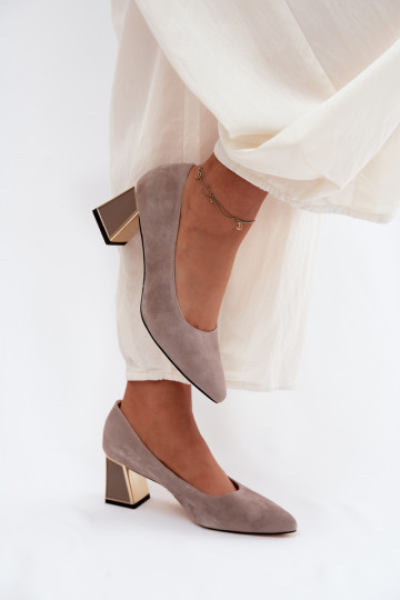 Zandkleurige faux suede hakken Vinceza 66921