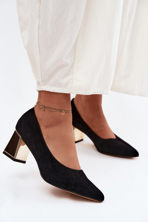 ChaussuresActivéturalnego en daimu avec des talons Vinceza 66921 couleur noire