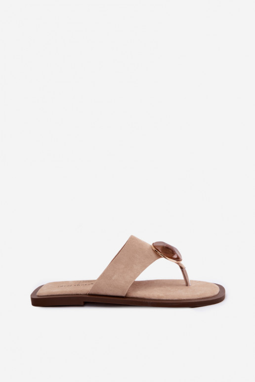 Chaussons plats couleur sable avec des ornements en daim synthétique Selvessa