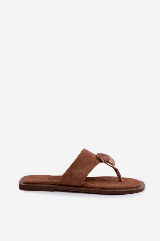 gelijk aan Slippers Slippers Dames met ornamenten van eco-suèdeoIne bruine kleur Selvessa