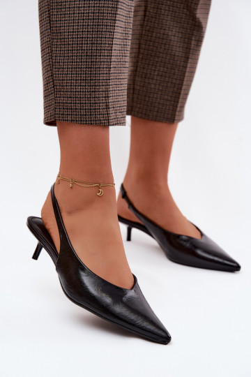 Sandales vernies noires avec des talons en cuir synthétique Averelle 2