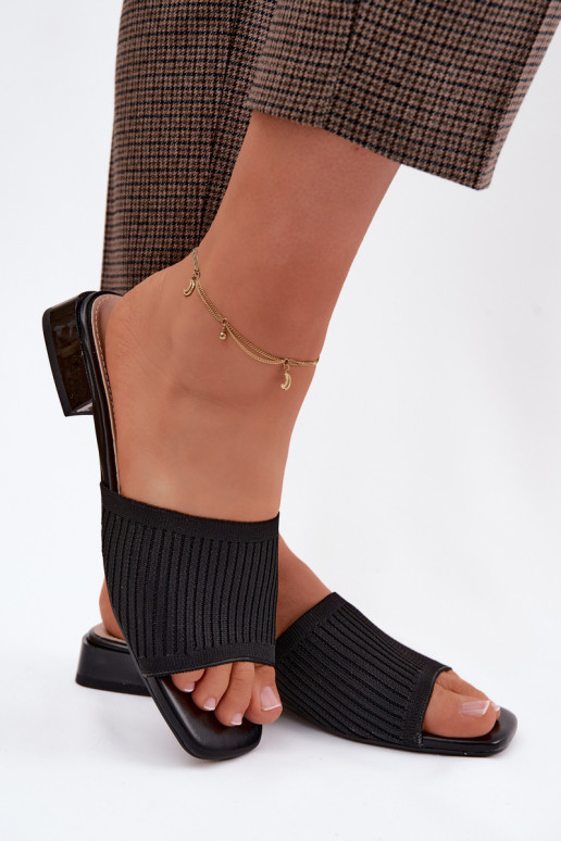 Zwarte dames slippers met brede hakken Belissea
