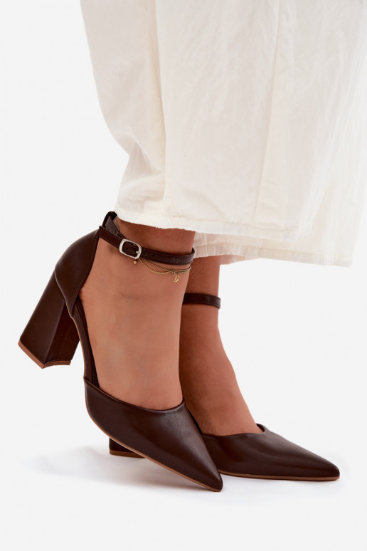 Escarpins en cuir synthétique couleur Czekolado Selvra