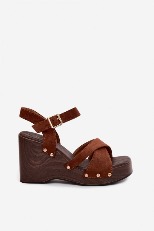 Dames platformsandalen van faux suede met gouden studs in bruin Velvra