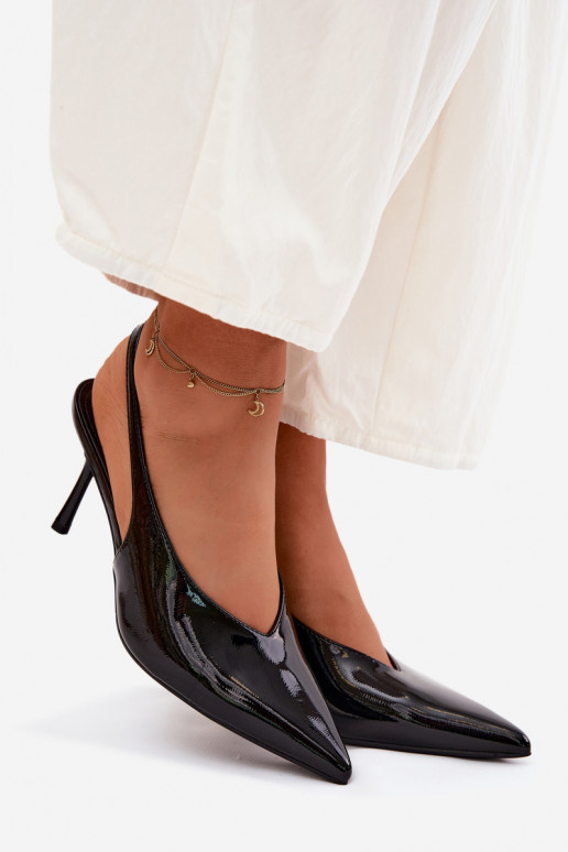 avec effet vernis chaussures à talons hauts des sandales en cuir écologique couleur noire Norvra