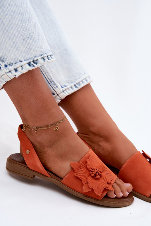 Suède sandalen met brede hakken en decoratieve bloemen Zazoo 407471 in oranje
