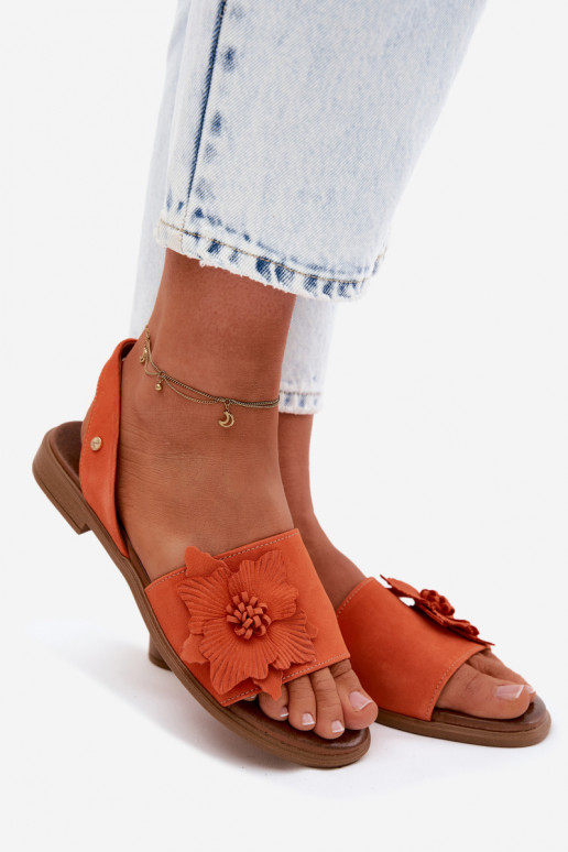 Peau Sandales en daim avec des talons larges Avec des décorations Une fleur Zazoo 407471 couleur orange