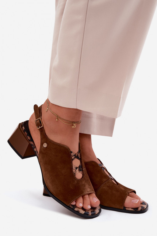 Sandalen met faux suede hakken Tai turiciejka K7521-14 bruin