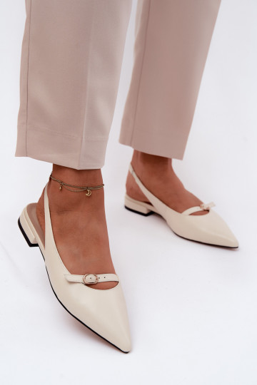 Dames sandalen met brede hakken Het heeftciejka K7449-22 ivoor