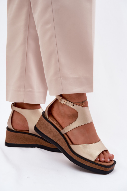 Leer Platform sandalen Het heeftciejka K7471-26 gouden kleur