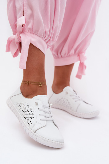 Chaussures avec éléments ajourés en cuir naturel de couleur blanche Flaria 2