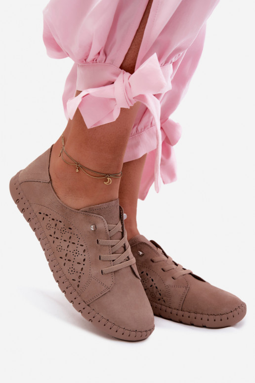 Schuhe mit Durchbrüchen aus Kunstwildleder in sandfarbener Flaria