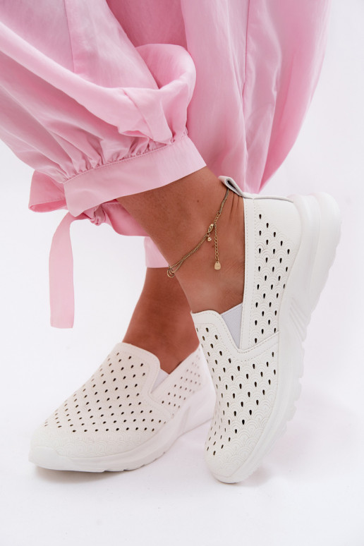 Instap schoenen met uitsnijdingen van faux leather in witte kleur Geressa