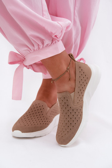 Chaussures slip-on avec éléments ajourés en daim synthétique couleur sable Geressa 2
