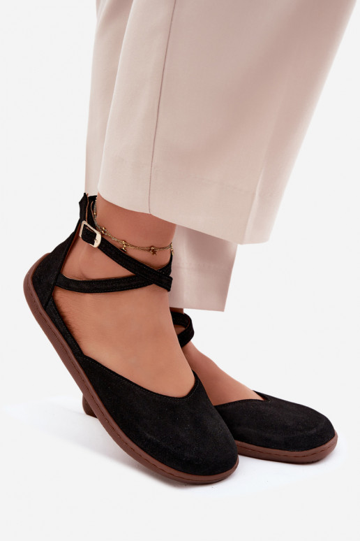 Faux-Suede Damen Ballerinas mit Riemchen in schwarzer Ausführung Zazoo 320