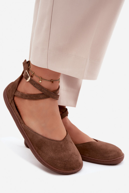Faux-Suede Damen Ballerinas mit Riemchen in brauner Ausführung Zazoo 320
