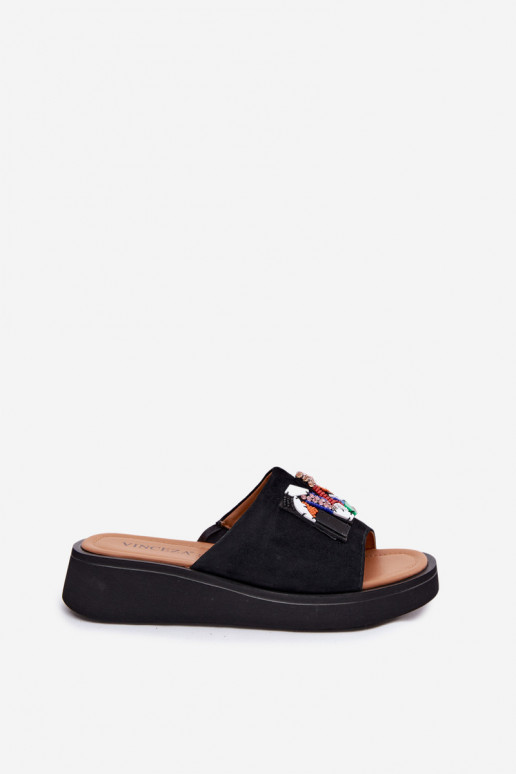 Faux suède dames slippers met ornamenten en platform Vinceza 66942 in zwarte kleur
