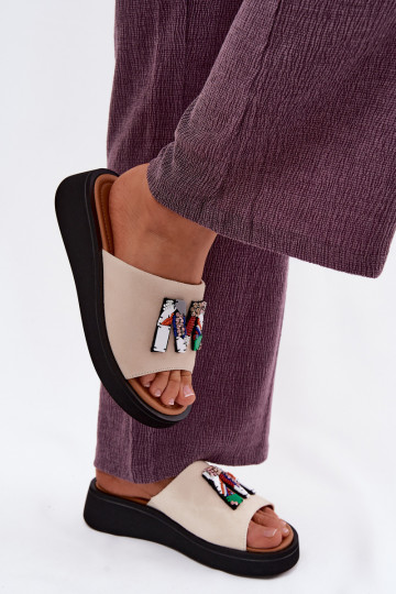 Leer Dames suède pantoffels met ornamenten met platform Vinceza 66942 beige