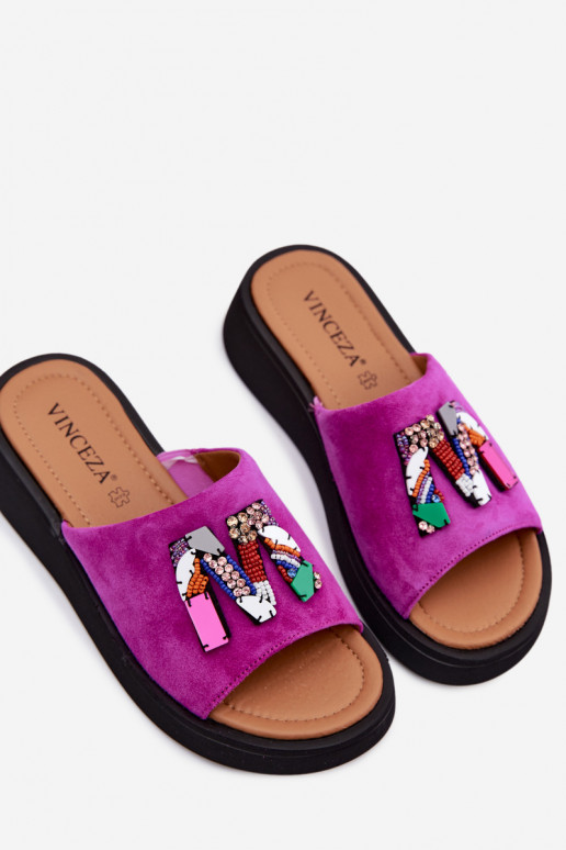 Haut INildleder-Hausschuhe für Damen mit Ornamenten mit einer Plattform Vinceza 66942 pinke Farbe