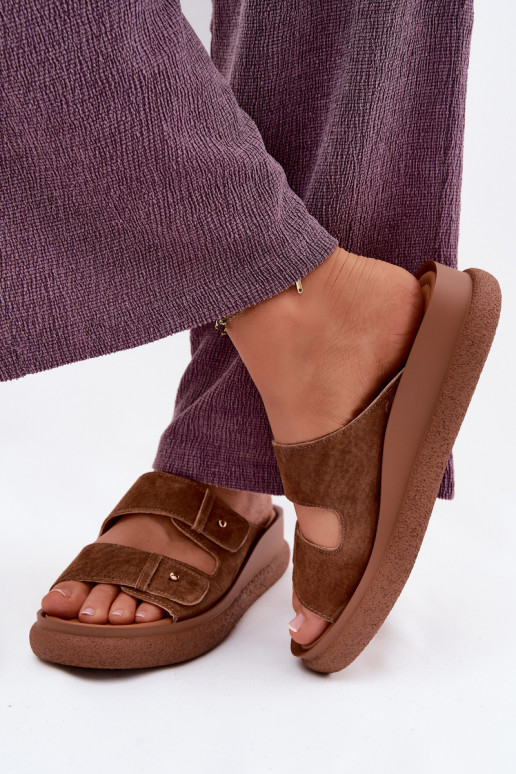 Leer Dames suède pantoffels met platform Vinceza 66916 bruine kleur