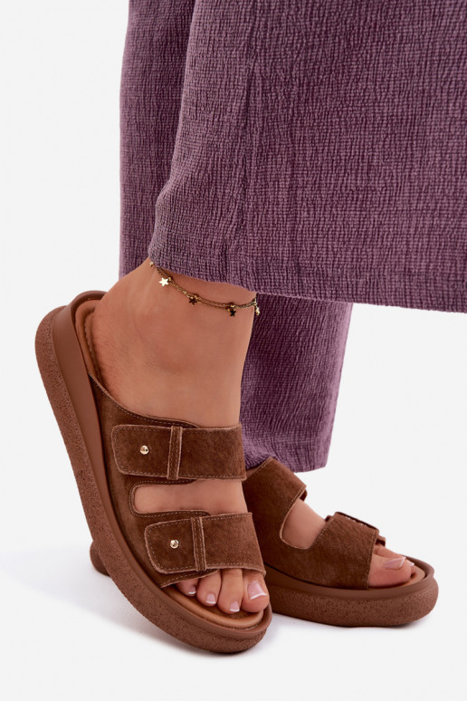 Peau Chaussons femme en daim avec une plateforme Vinceza 66916 marron