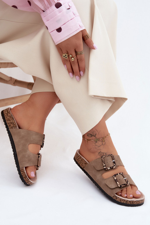 Pantoufles pour femmes Sur une semelle en liège avec boucles modèles de serpent beige Melia