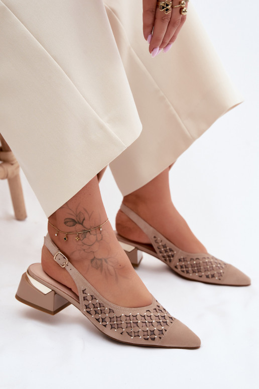 Peau Sandales femme en daim avec des éléments ajourés avec maille Klocke D&A CR61-3004 beige