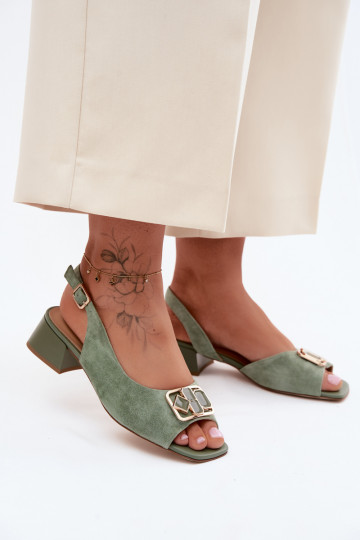 Elegante Sandalen mit Absatz aus grünem Kunstveloursleder 2