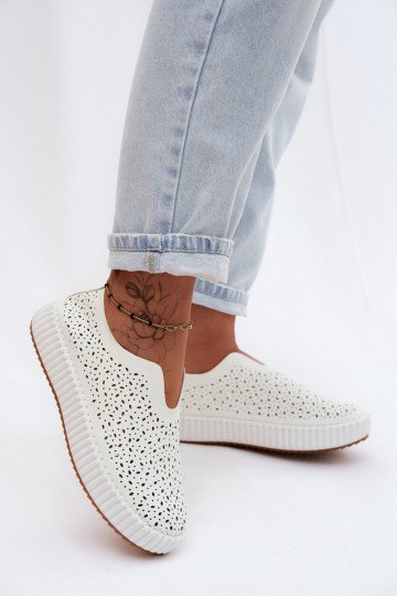 Instap schoenen met kantdetails en platform in wit Glamma
