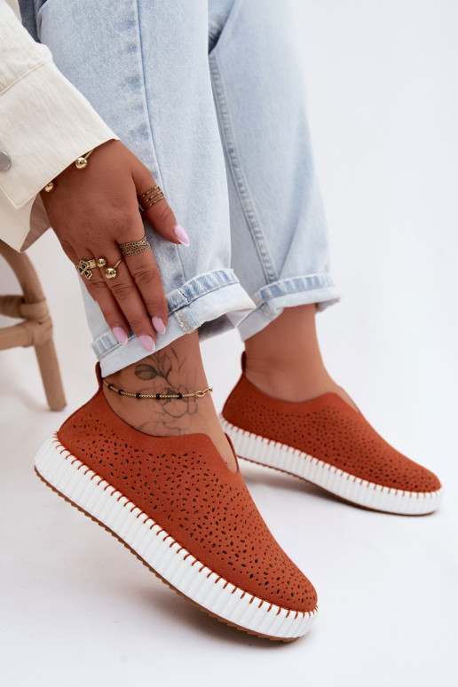 Slipper-Schuhe mit Spitzen-Elementen und Plattform in orangefarbenem Glamma