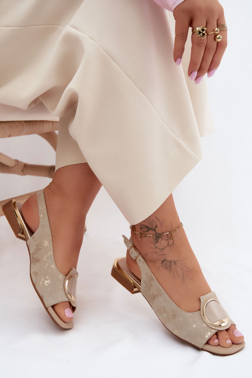 Sandales pour femmes avec des talons larges avec des ornements couleur dorée Glima