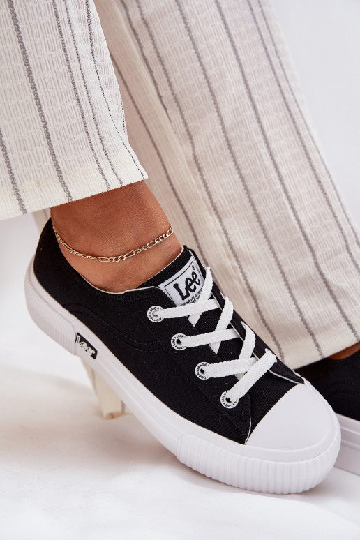 Bequeme Schuhe mit Plattform in Schwarz