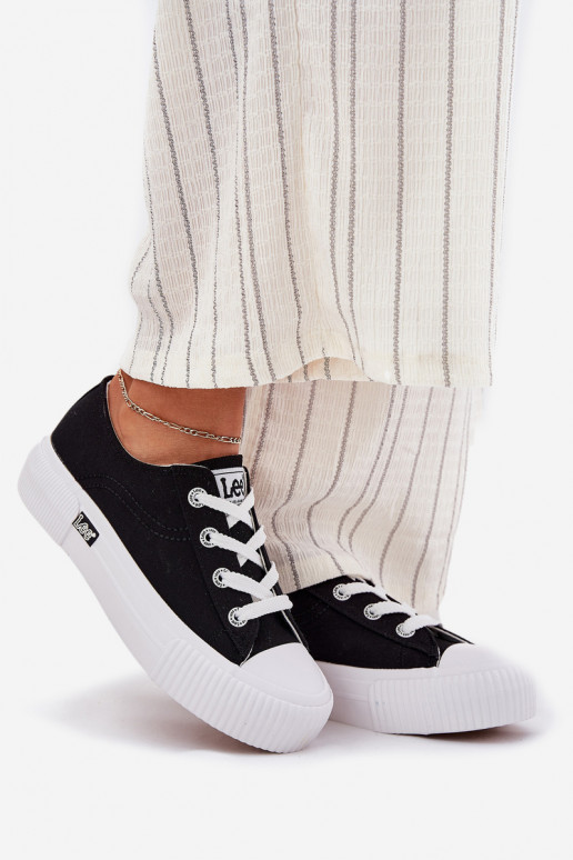 Bequeme Schuhe mit Plattform in Schwarz