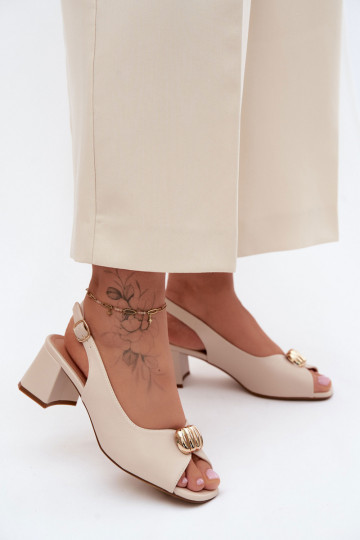 Sandales pour femmes avec détails dorés sur un talon bloc Sergio Leone SK159 couleur sable 2