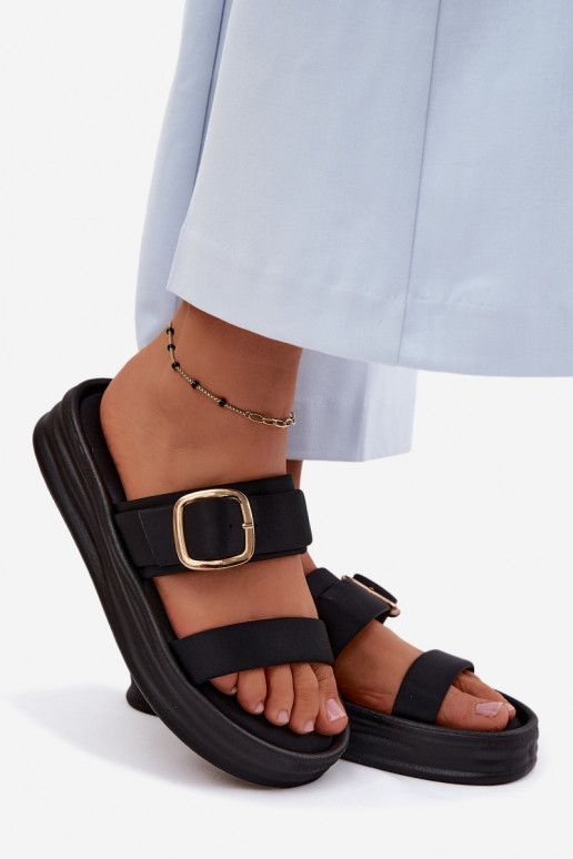 Dames slippers met platform en bandjes met gespen in zwarte kleur van Ameliette