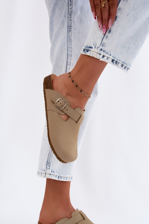 Chaussons en cuir Mule avec boucles de couleur pistache par Zazoo