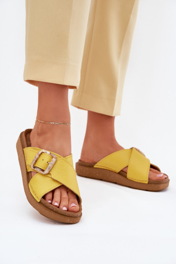 Pantoufles en cuir Féminin avec boucles Inblu ED0003IU couleur jaune 2