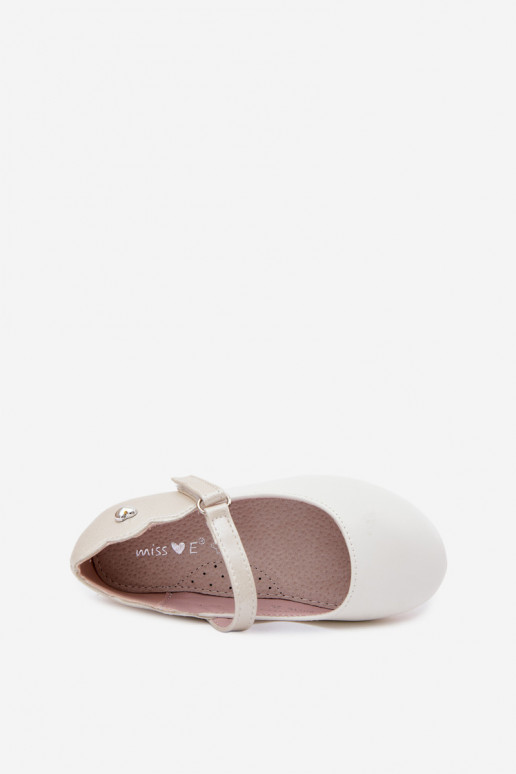 Kinderen ballerina's s met bandjes en plakkende sluitingen met harten in wit Mossy