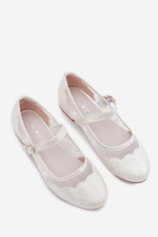 Glanzende kindersandalen met gaas en harten in wit Binky
