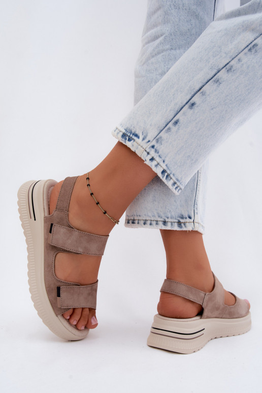 Dames platformsandalen van faux suede in zandkleur Peria