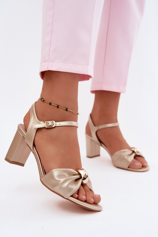 Sandales pour femmesImitacji Skóry avec des talons couleur dorée Spella