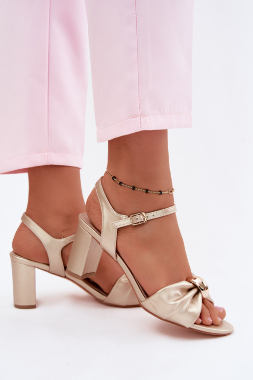 Sandales pour femmesImitacji Skóry avec des talons couleur dorée Spella