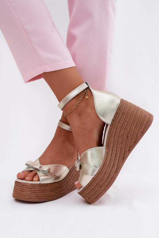 Haut Plateausandalen goldene Farbe Ashen