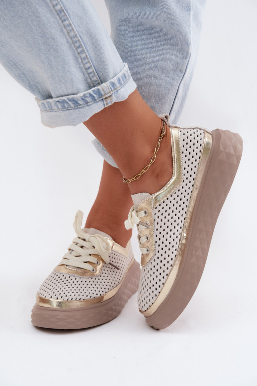 Dames schoenen van faux suede met platform en uitsnijdingen in zandkleur Lessa