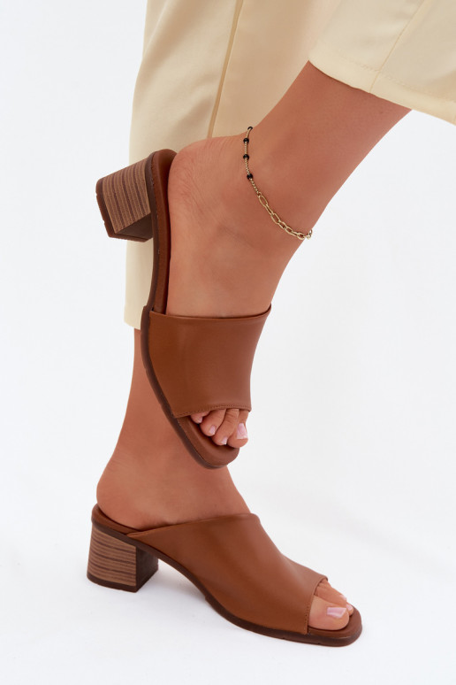 Leren pantoffels Dames met hakken Het heeftciejka E7395-29 bruine kleur