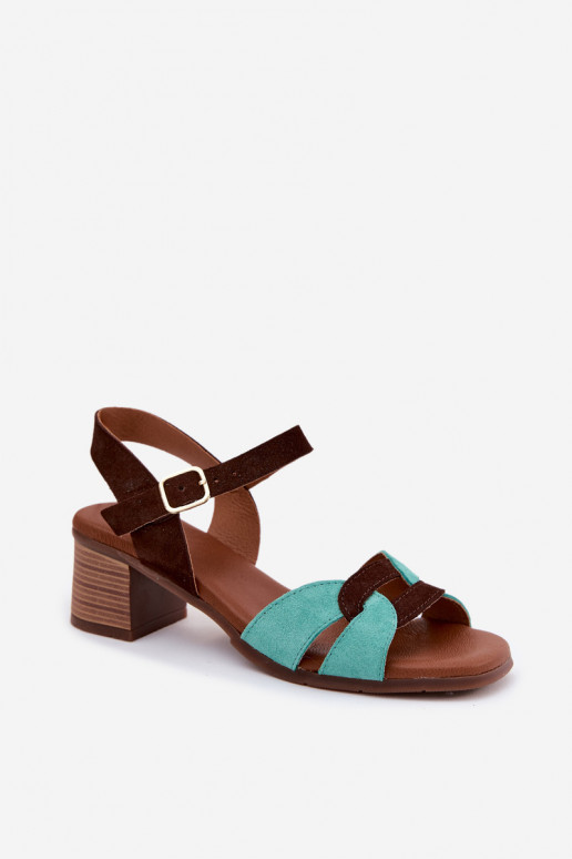 Haut INildledersandalen für Damen mit Absätzen Es mussciejka E7400-36 Türkis-braune Farbe