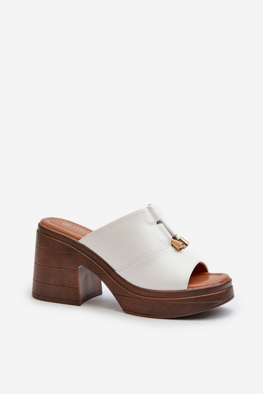 Chaussons en cuir synthétique pour femmes à plateforme de couleur blanche Dafira